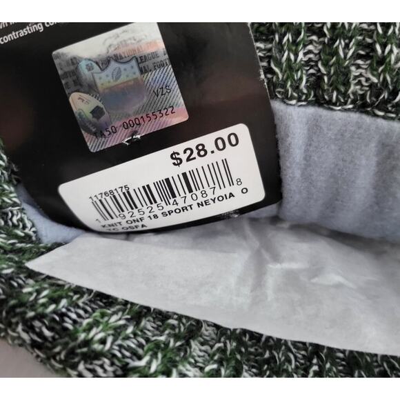 NWT New York Jets Army Green Sports‎ Knit Pom Beanie Fleece Lining OSFA Unisex - Picture 4 of 6